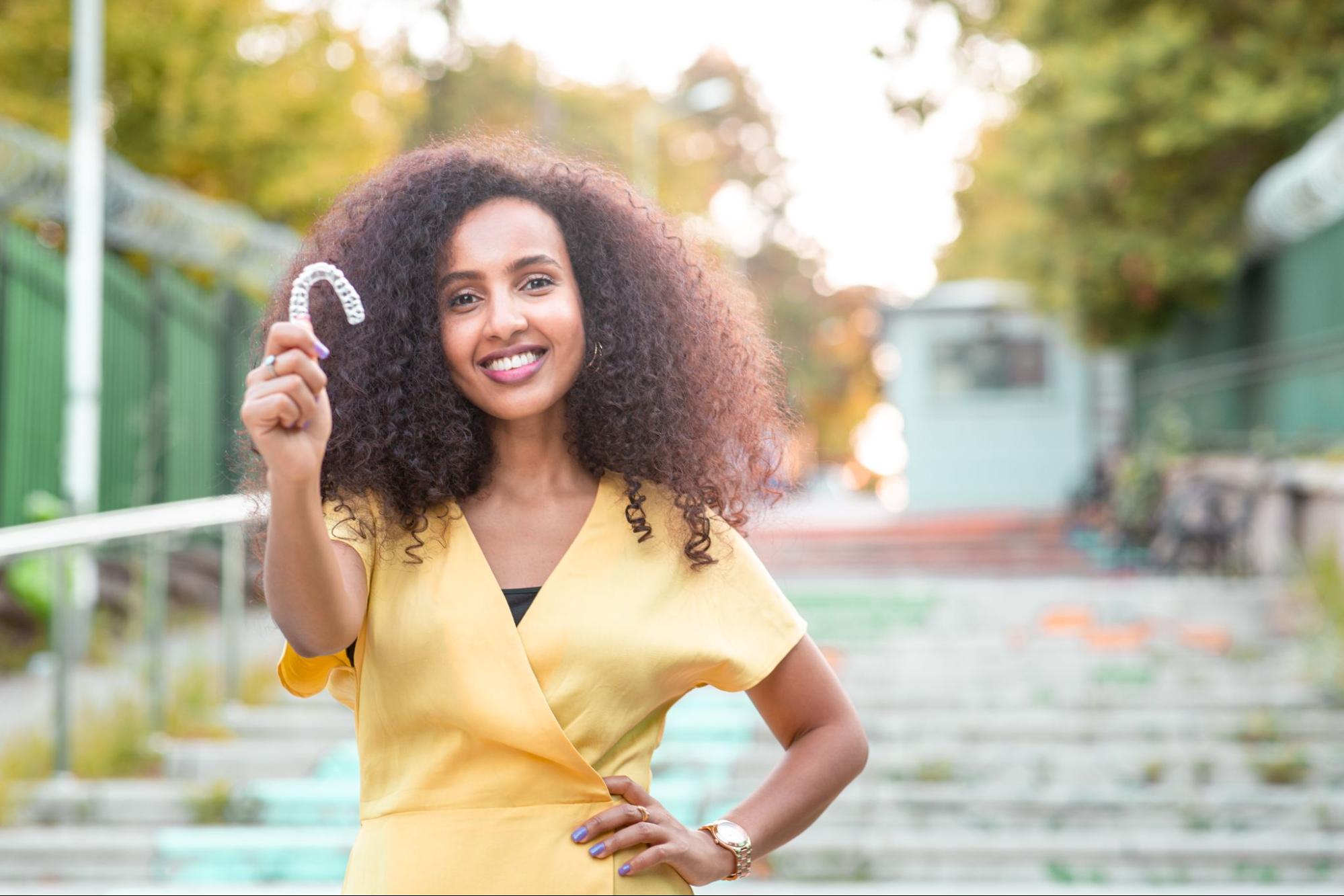 How to Stick to Your Invisalign Schedule When Traveling